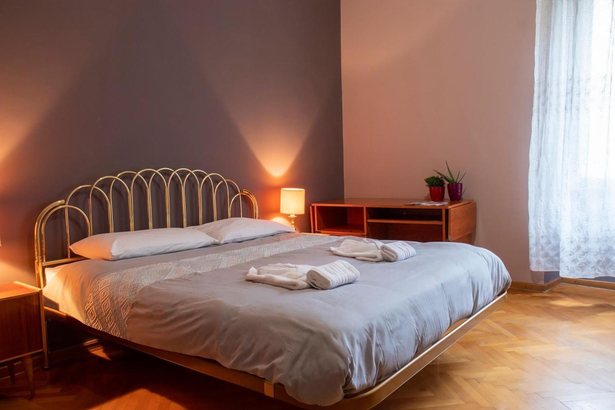 La Casa Del Teatro - Hostel Trieste Esterno foto